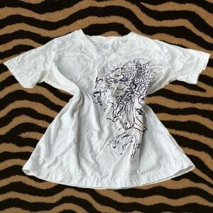 2009 Del Sol San Diego White V-Neck Graphic Tee – Size Medium